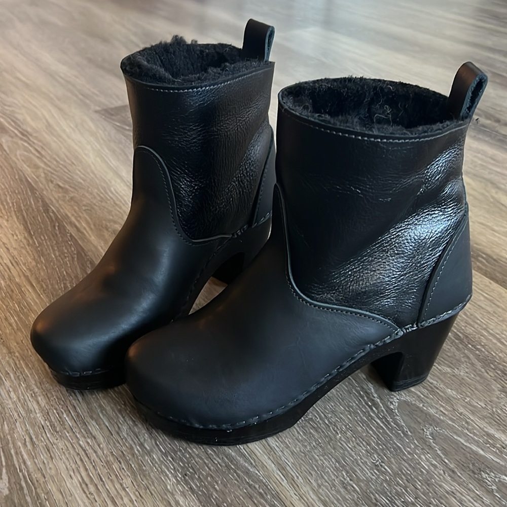 No. 6 Double Black Aviator High Heeled Shearling Clog Boots, Size 39